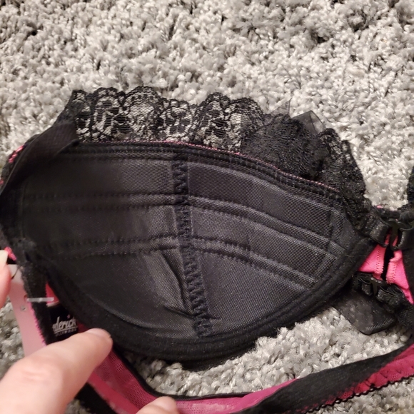 Frederick's of Hollywood Bra - Picture 4 of 7